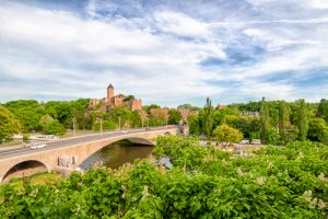 blick auf burg giebichenstein in halle