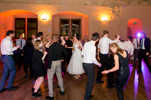 partyteil der hochzeit auf schloss schöningen